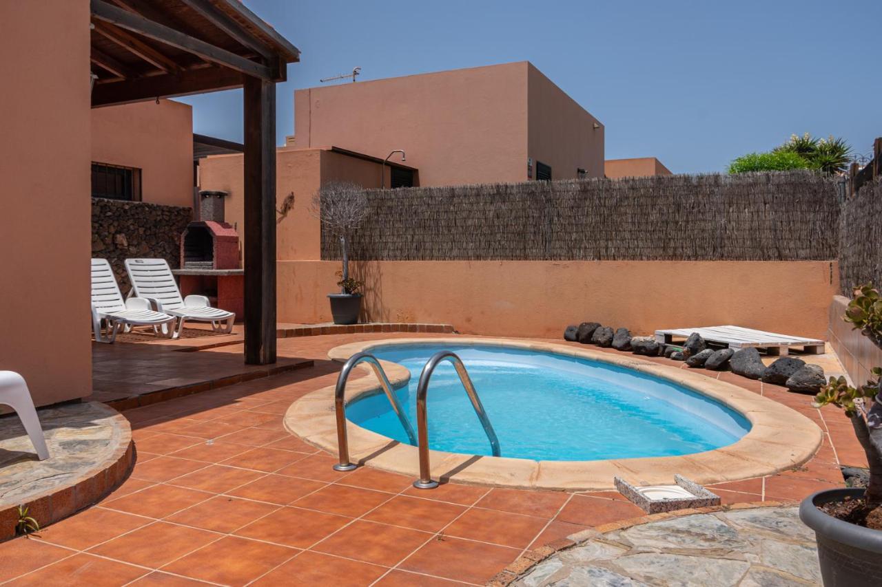 Lovely 2-bed In Fuerteventura 科拉雷侯